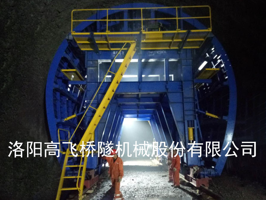 隧道二次襯砌與初襯的區(qū)別是什么？