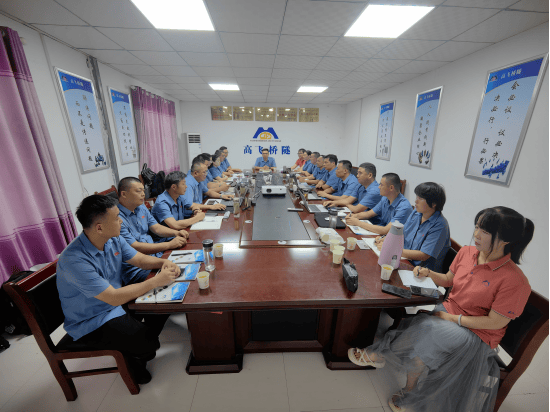 凝心聚力 力攀高峰！高飛股份銷售部2025年上半年營銷會議圓滿召開！